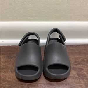 Yeezy Sandals - Black - Toddler Size 7K